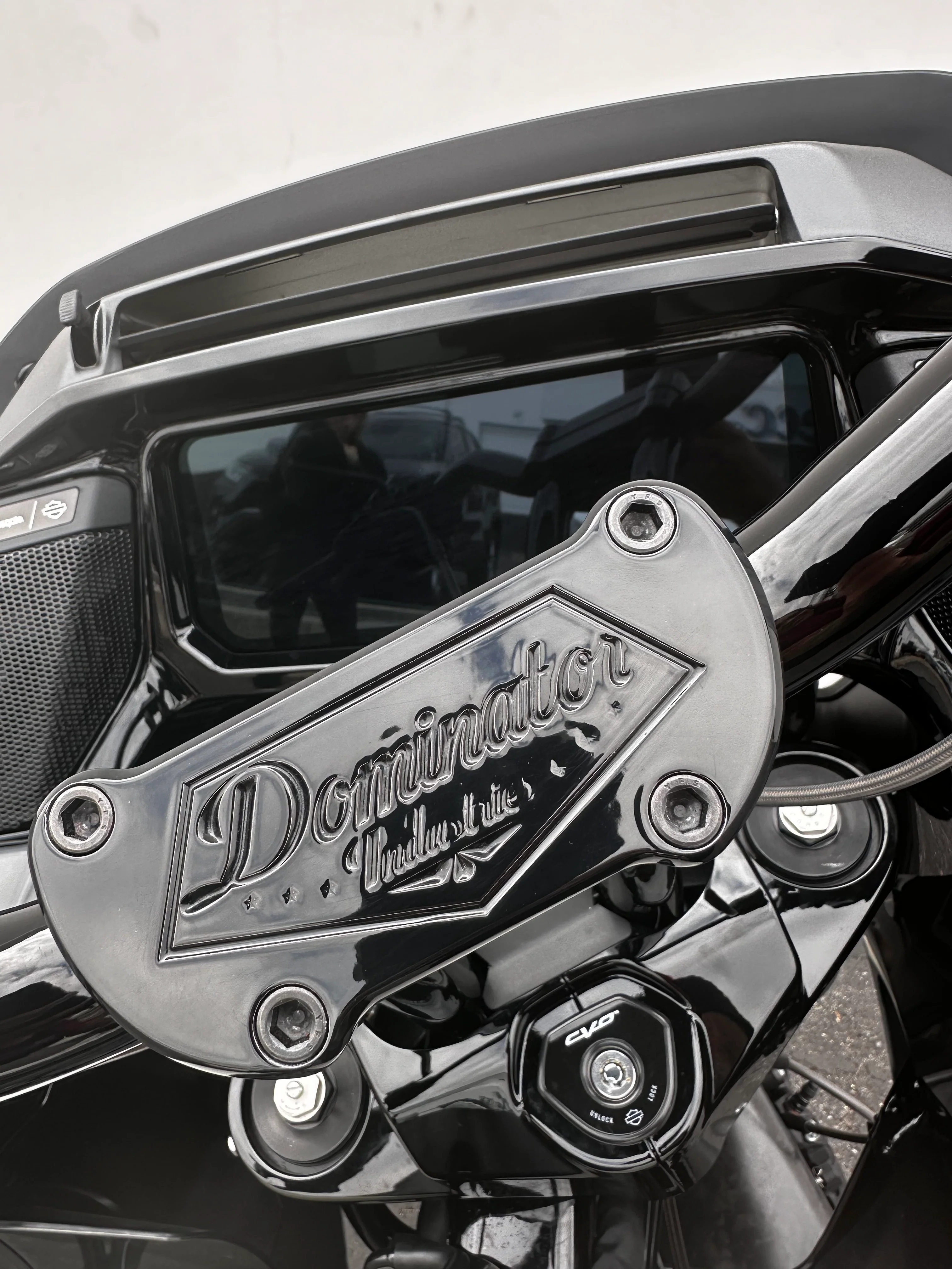 Pullback Riser & 1 1/4" Low Bend Moto Bar Combination for 2023 CVO & 2024-2026 Road Glide Models (Classic Chrome) - Image 8