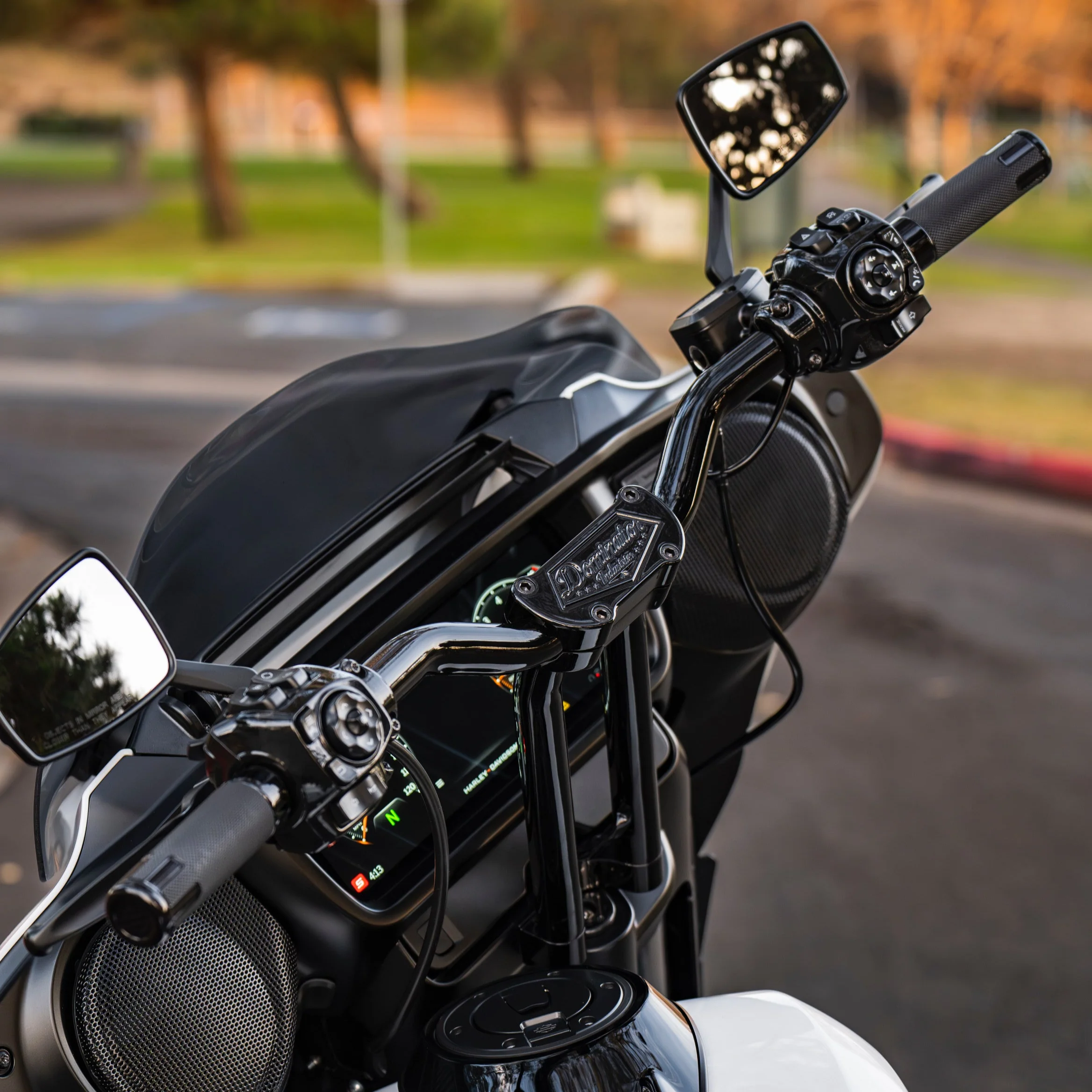 Pullback Riser & 1 1/4" Low Bend Moto Bar Combination for 2023 CVO &  2024-2026  Street Glide Models (Gloss Black) - Image 11